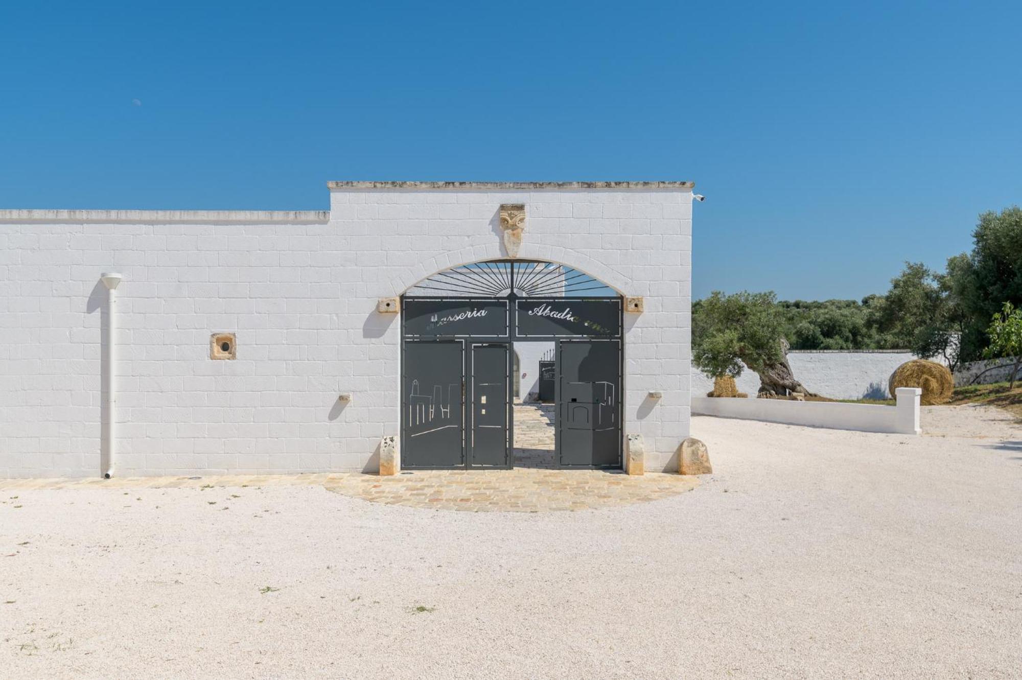 Masseria Abadia Uno Ostuni Εξωτερικό φωτογραφία