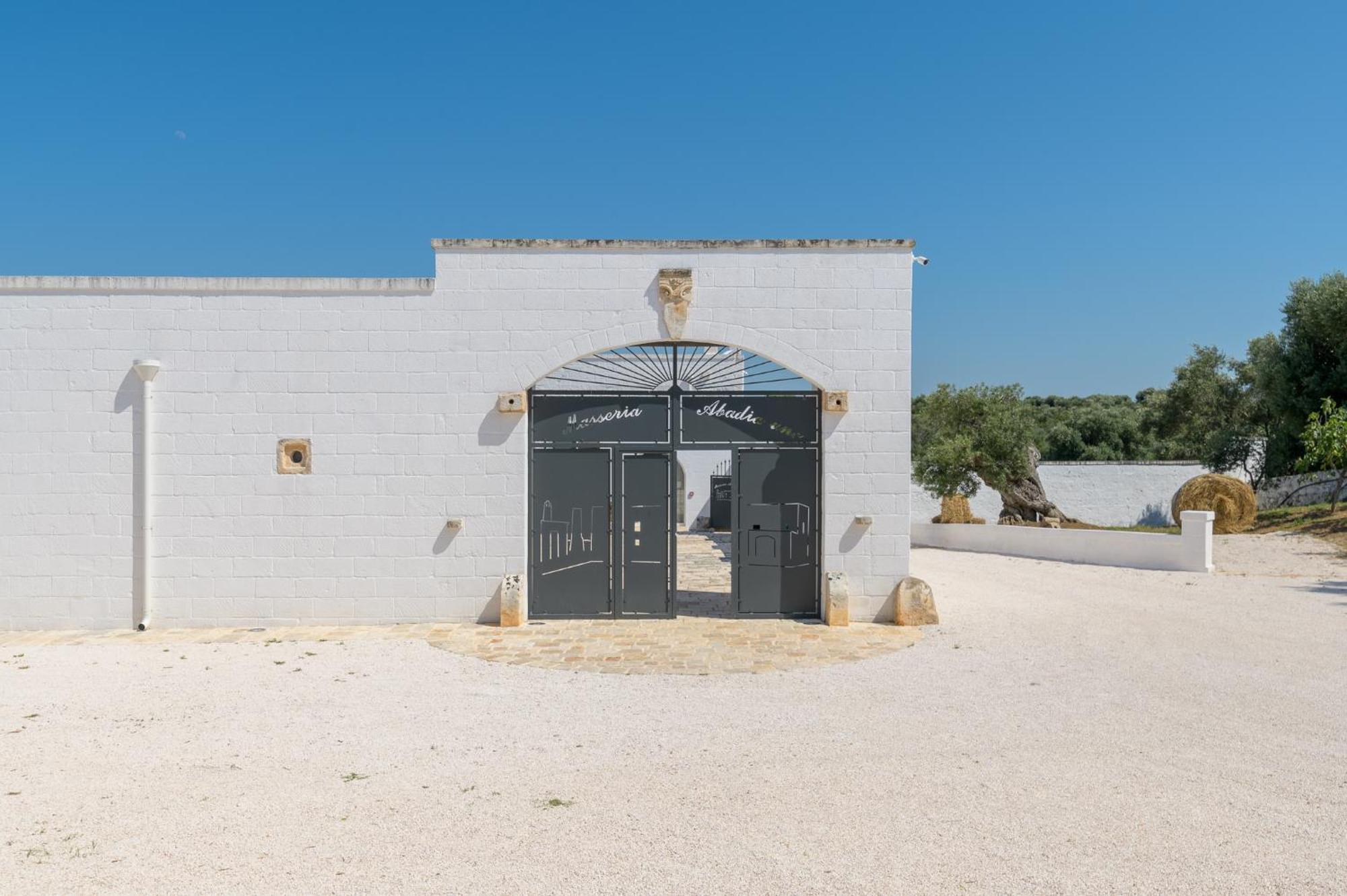 Masseria Abadia Uno Ostuni Εξωτερικό φωτογραφία