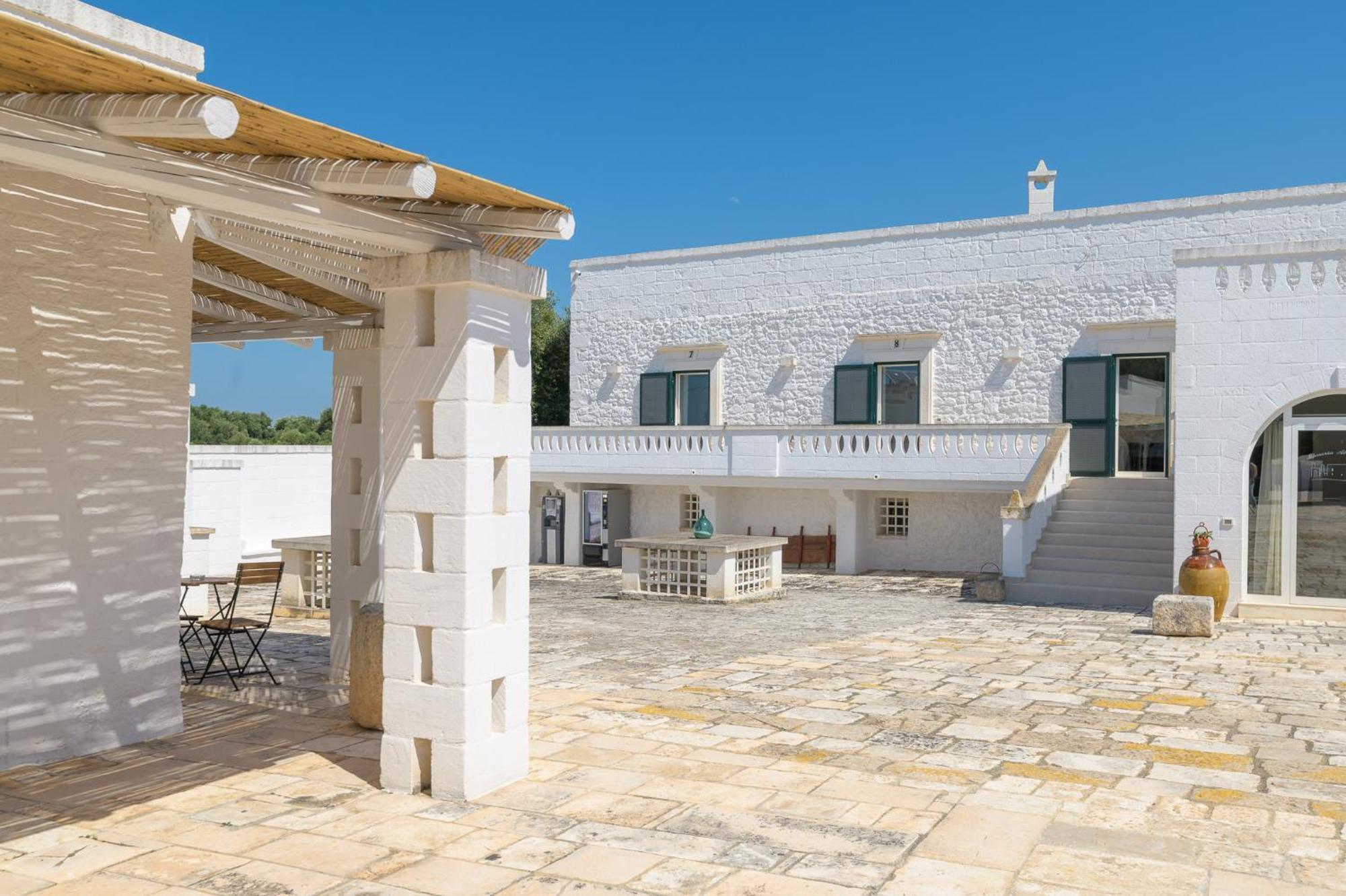 Masseria Abadia Uno Ostuni Εξωτερικό φωτογραφία